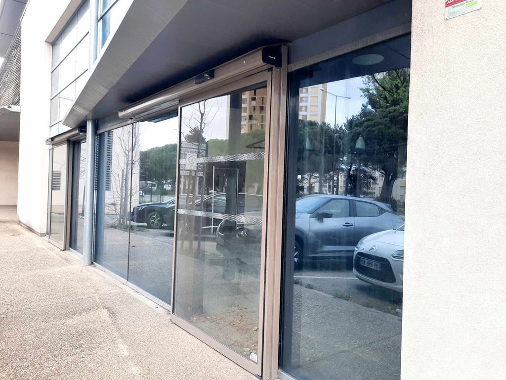 Bail commercial AVIGNON (84000) AXTHON IMMOBILIER