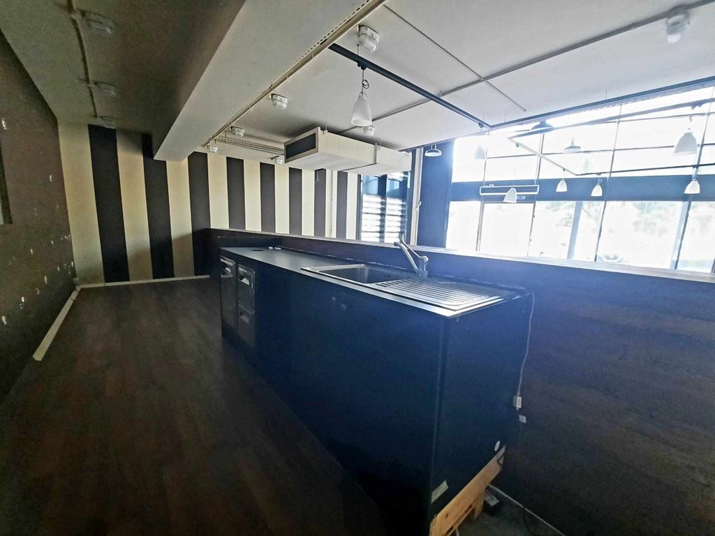 Bail commercial AVIGNON (84000) AXTHON IMMOBILIER