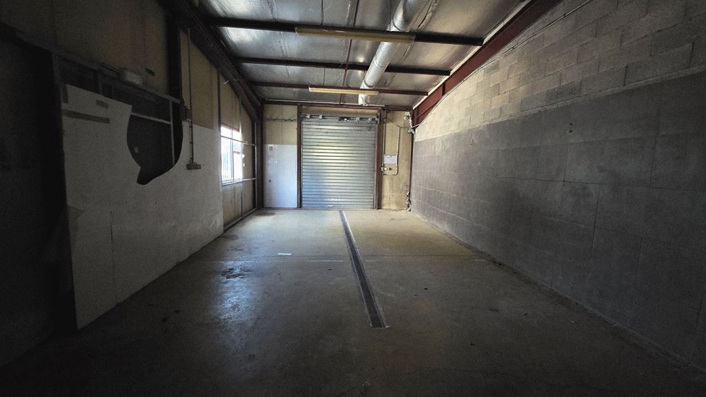 Local professionnel VITROLLES (13127) AXTHON IMMOBILIER