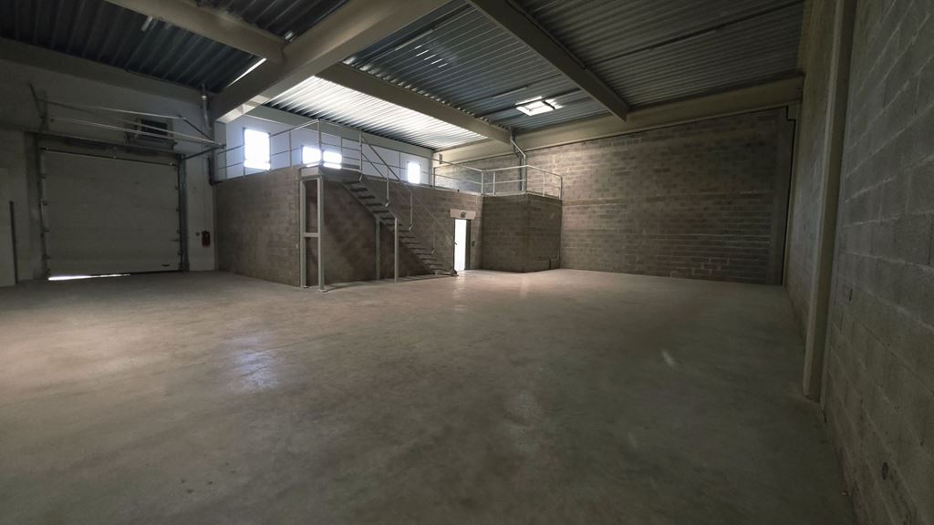 Local professionnel AIX EN PROVENCE (13100) AXTHON IMMOBILIER