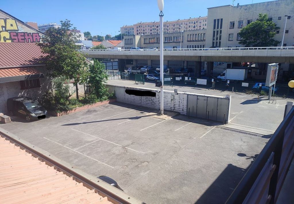 Local professionnel MARSEILLE 14 (13014) AXTHON IMMOBILIER